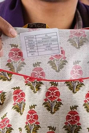 Cream Round Neck Floral Print kurta
