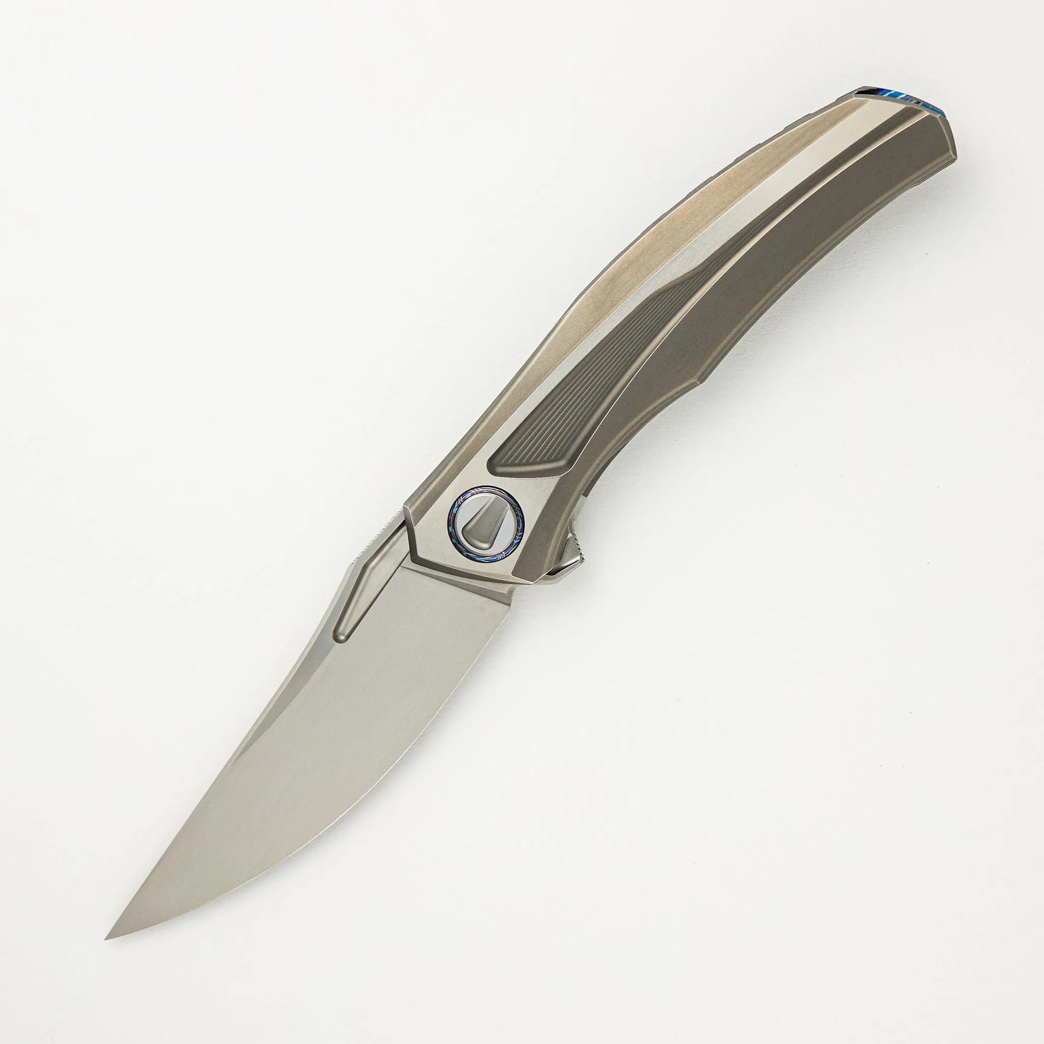 Custom Quantum - Blade Show Award Winner