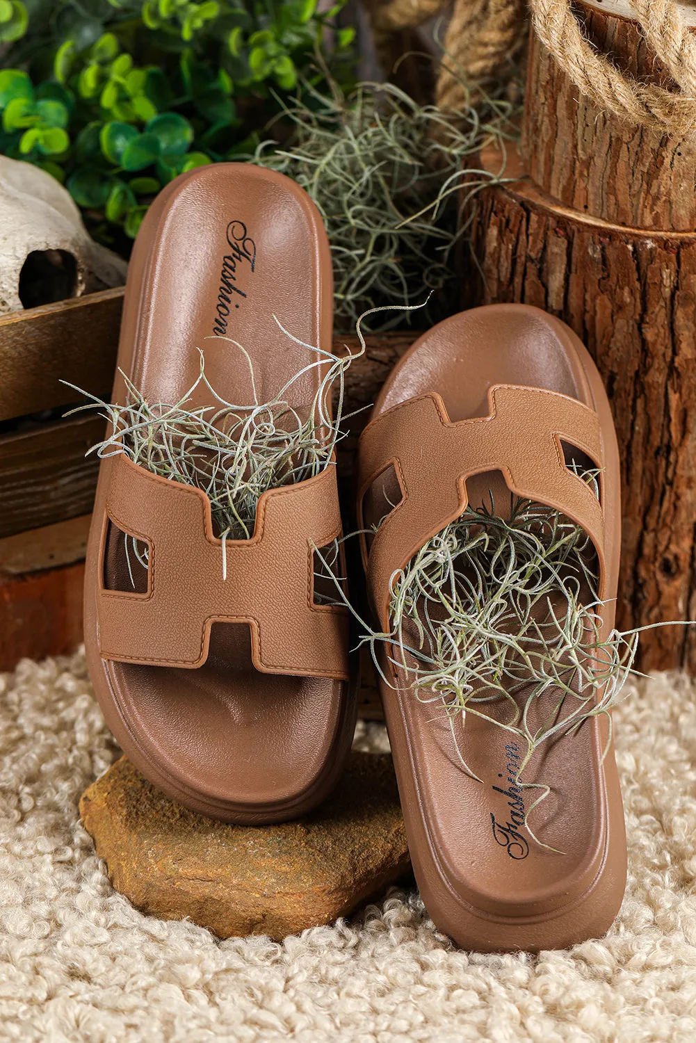 Hermia - Platform Slide Sandals