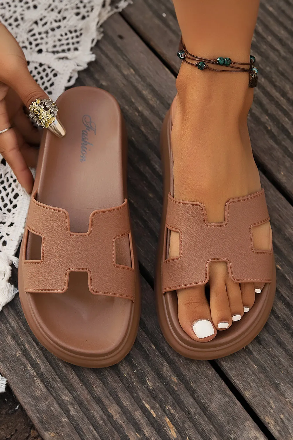 Hermia - Platform Slide Sandals