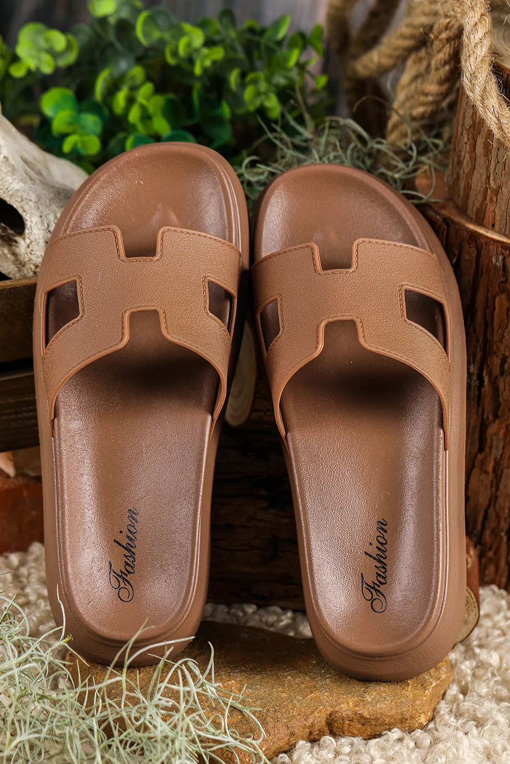 Hermia - Platform Slide Sandals