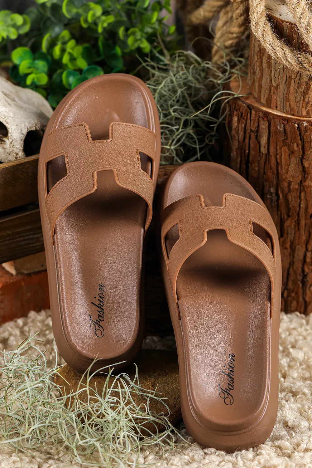 Hermia - Platform Slide Sandals