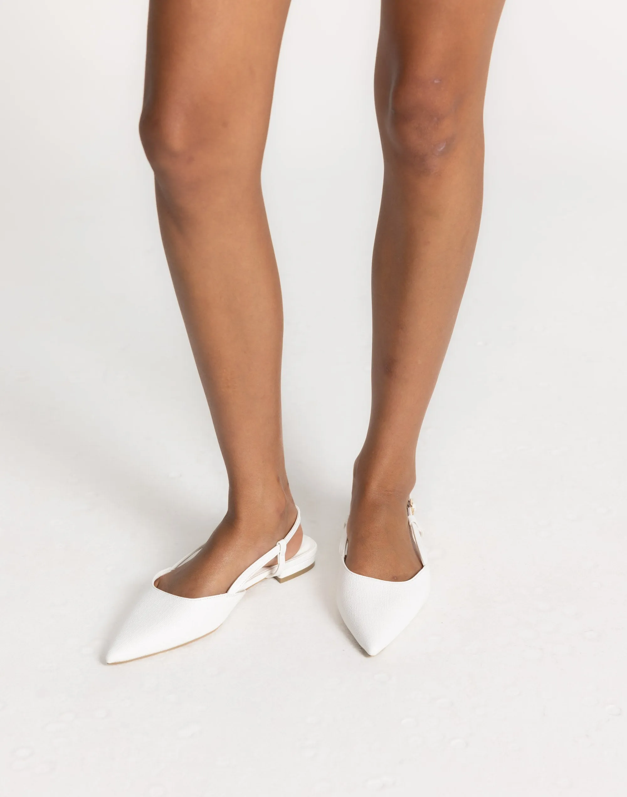 Iver Flats (White Raffia) - By Billini