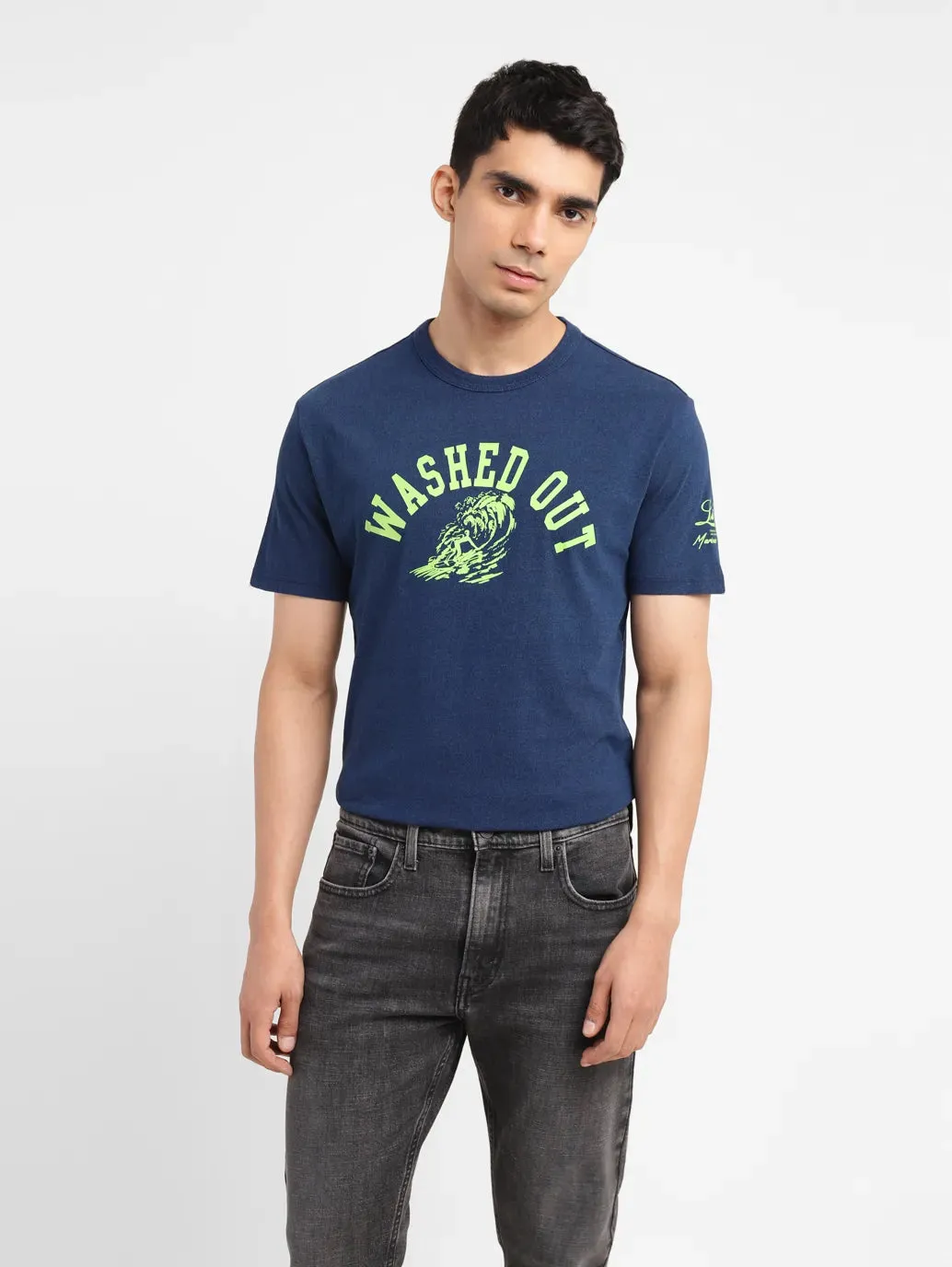 Men's Graphic Slim Fit T-shirt
