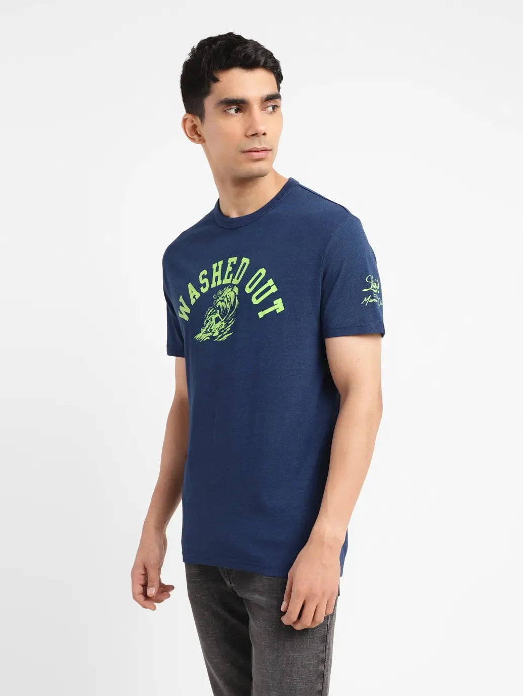 Men's Graphic Slim Fit T-shirt