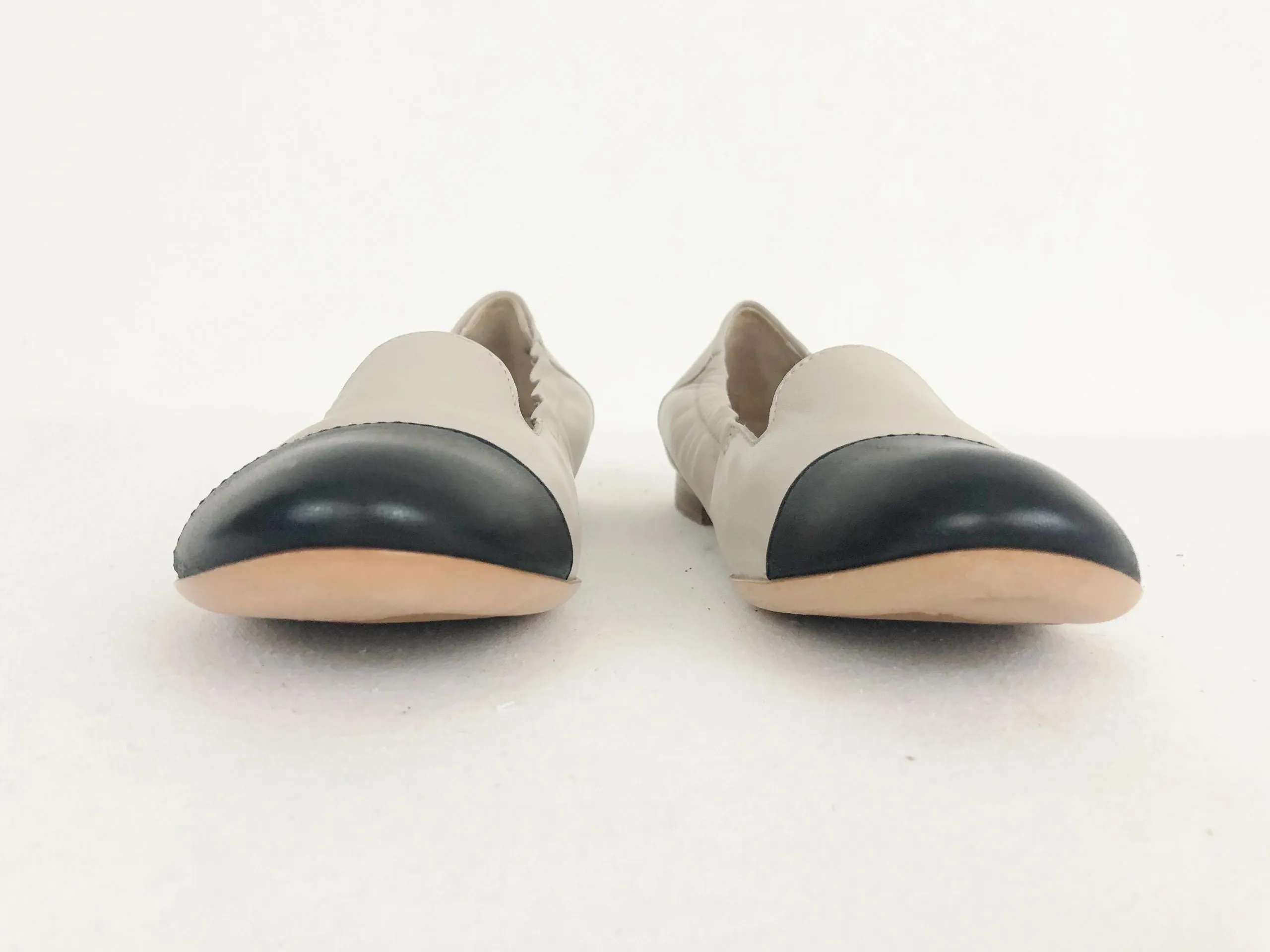 NEW Agl Attilio Giusti Leombruni Cap-Toe Flats Size 36.5 It (6.5 Us)