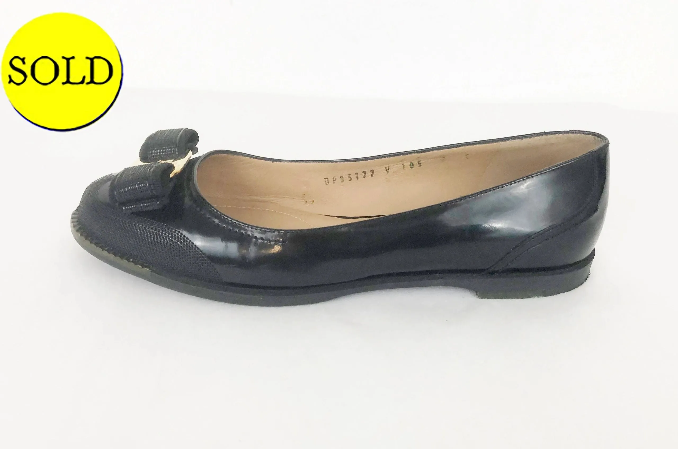 Salvatore Ferragamo Leather Flats Size 7