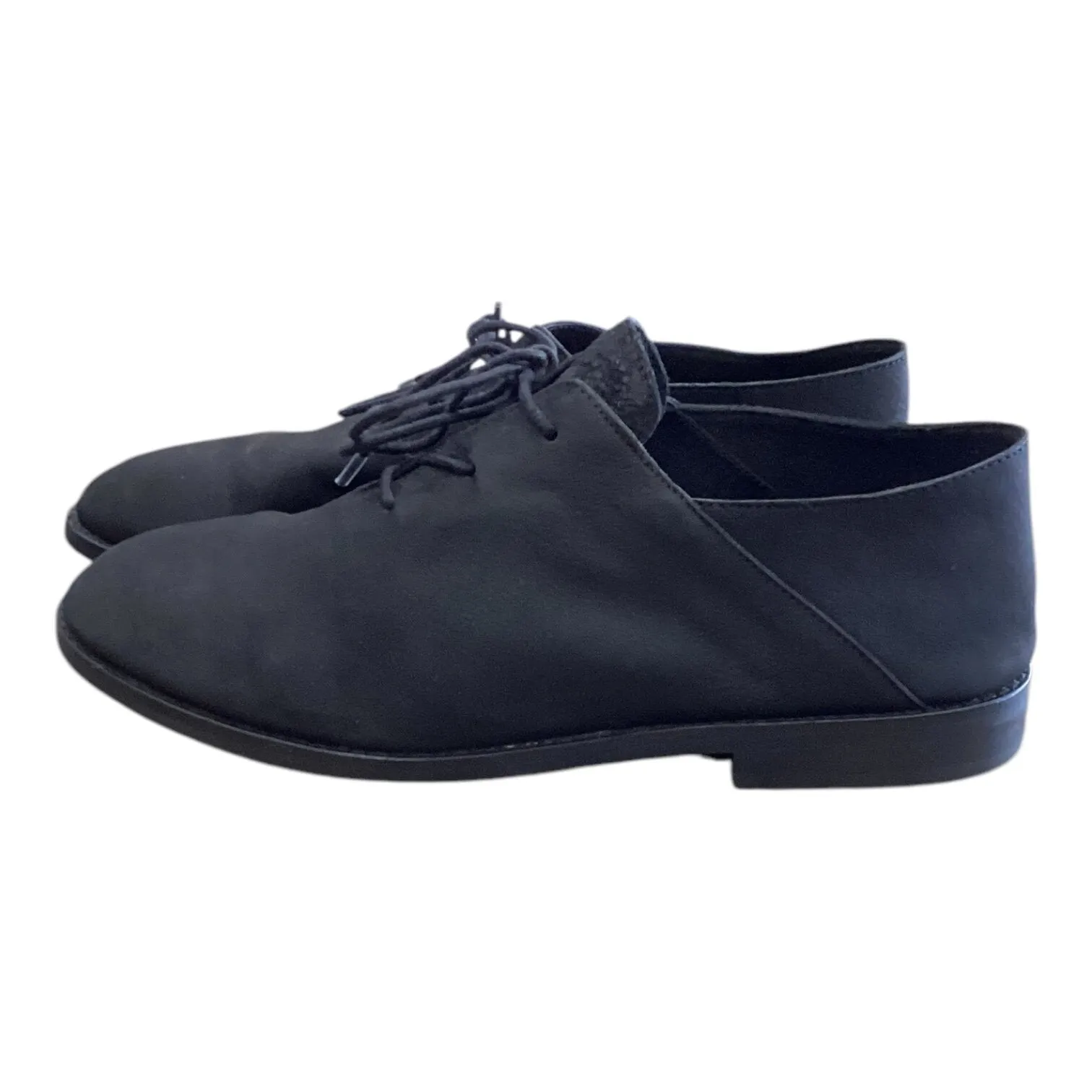 Shoes Flats By Eileen Fisher In Black, Size: 8