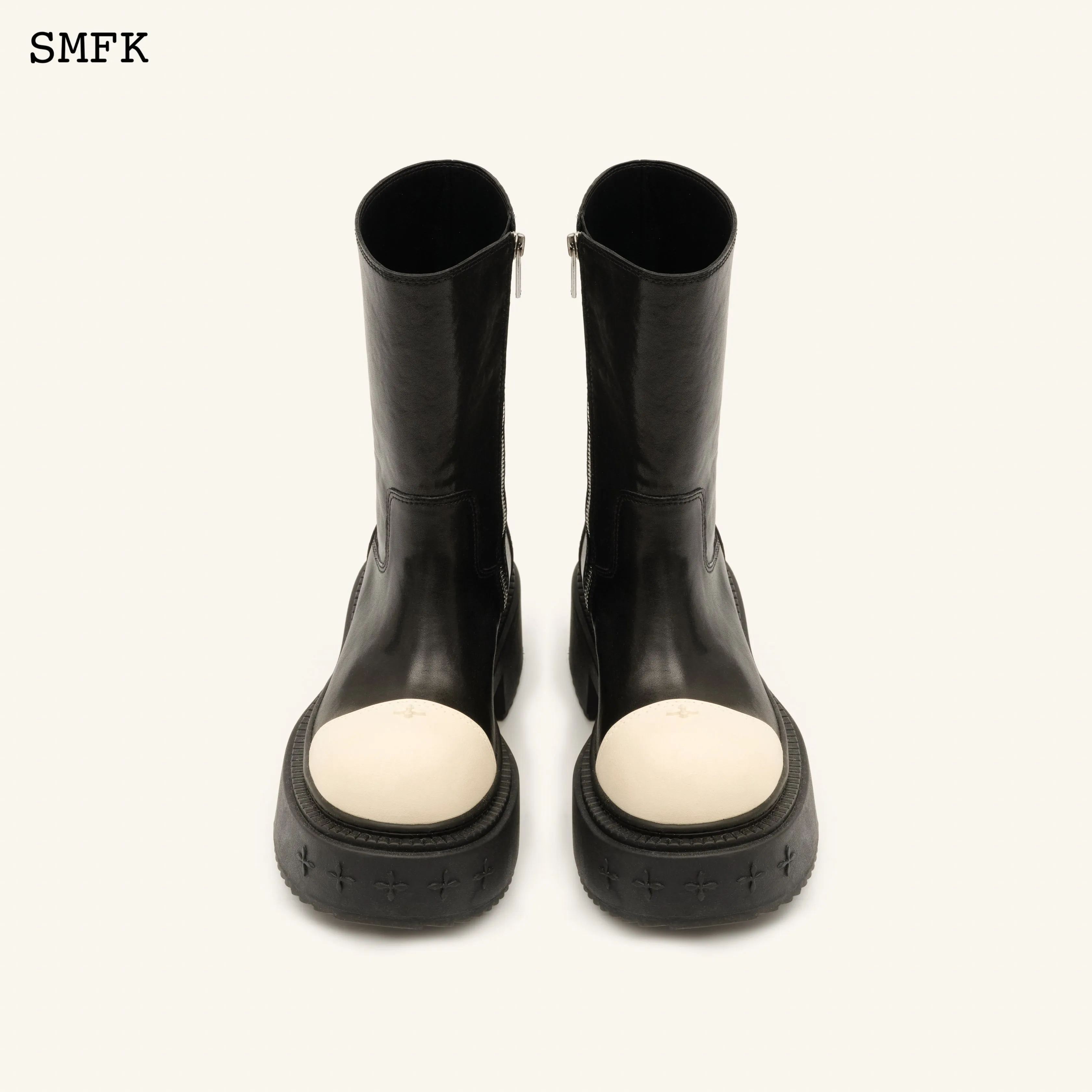 SMFK Compass Rider Low Boots In Black And White