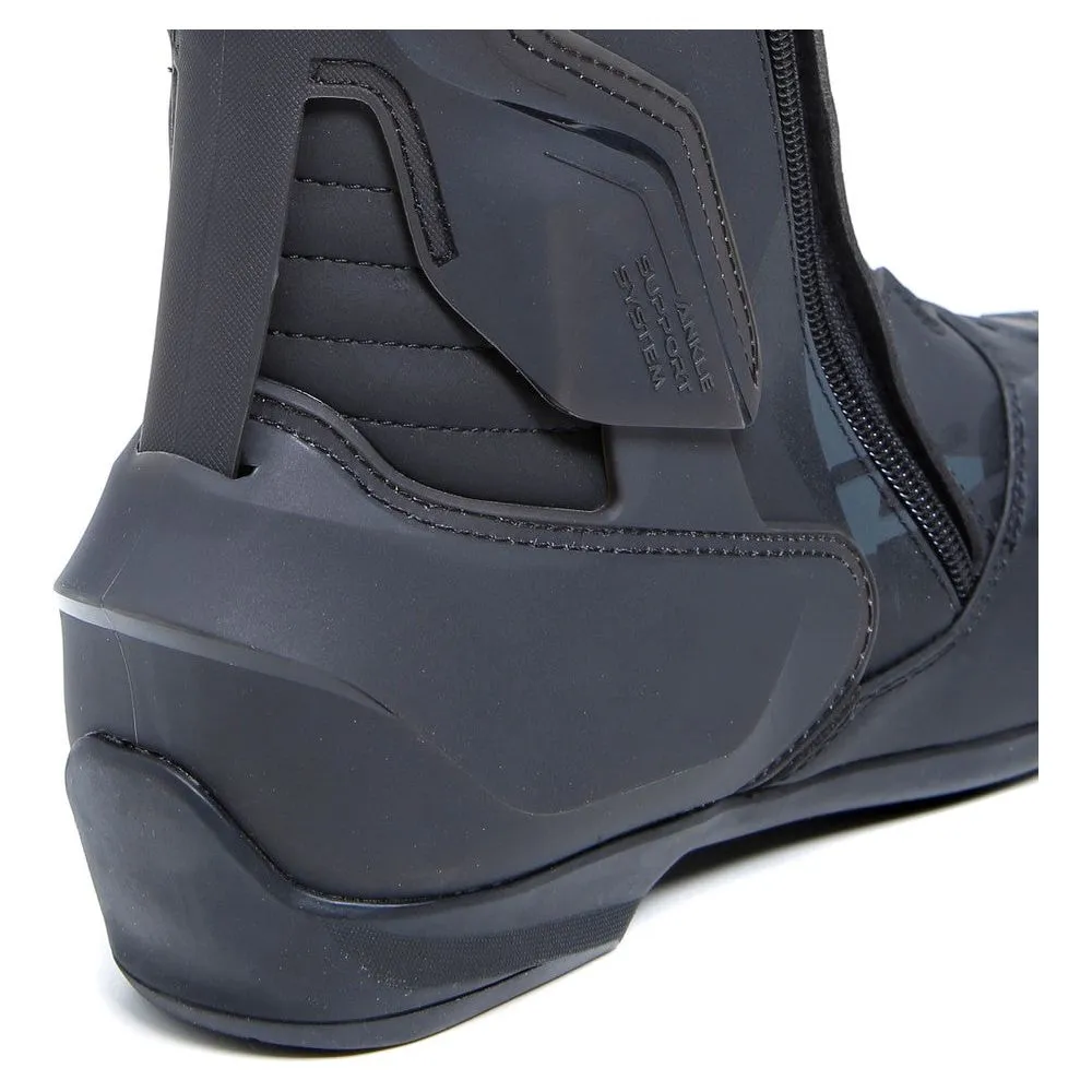 TCX S-TR1 Boots Black
