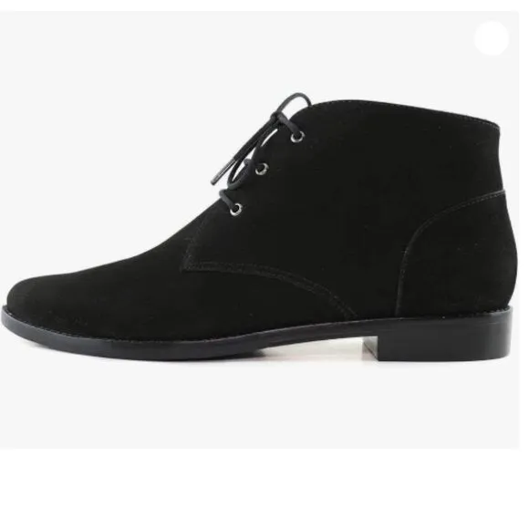 YDN Women Trendy Low Heel Pointed Toe Lace Up Chukka Ankle Boots Flats Black